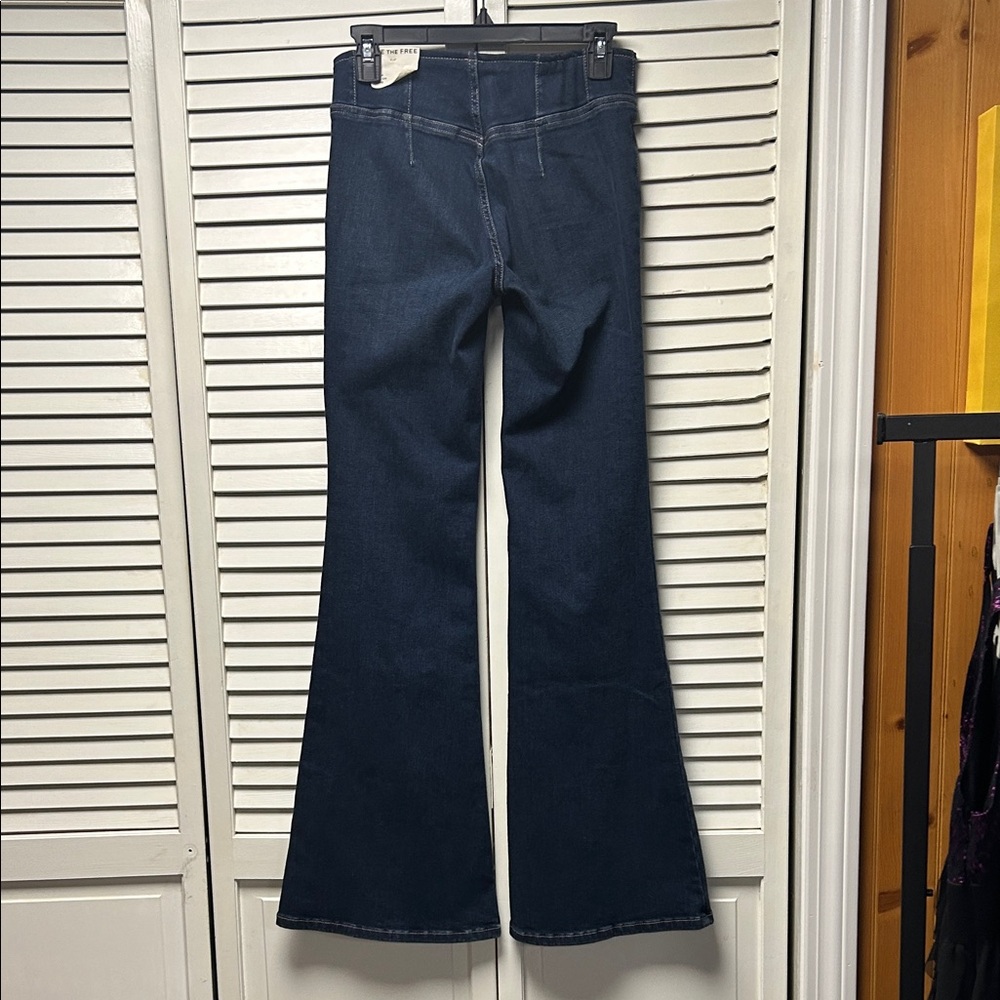 NWOT We The Free Dark Blue Denim Jeans - Picture 5 of 6